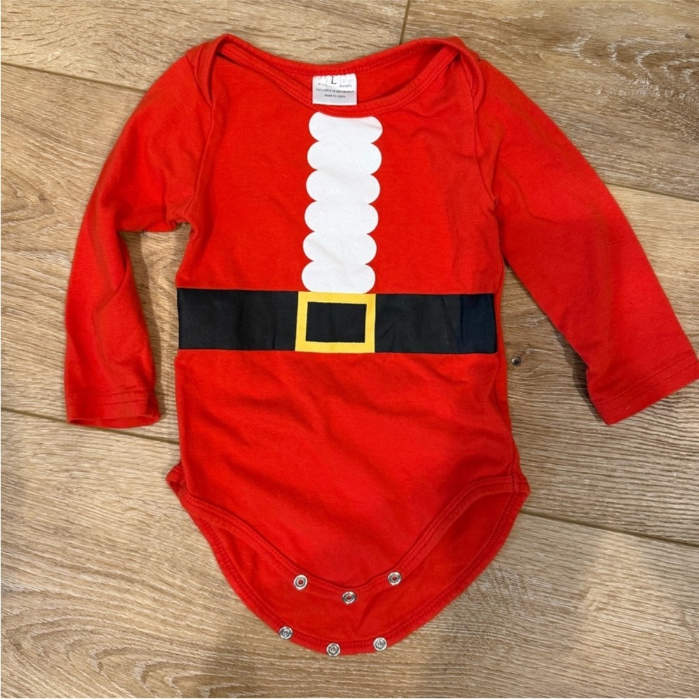 🩵Christmas Santa Onesie 9-12 month